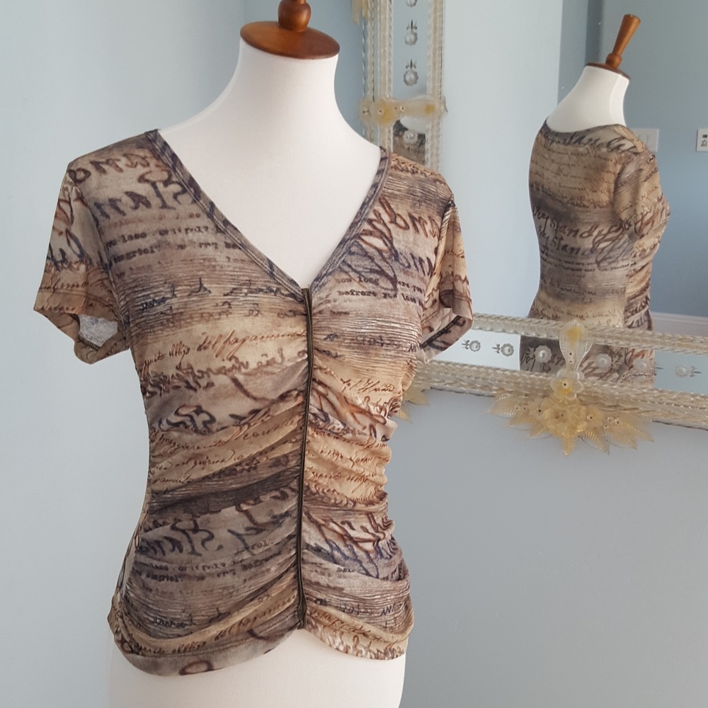 Clio Short-Sleeve Stretch Burnout V-Neck Med